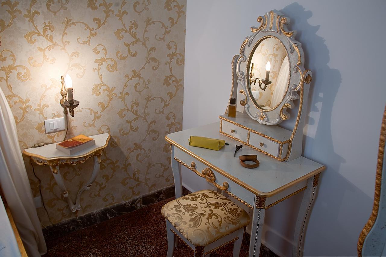 Guest house Gallery 2*